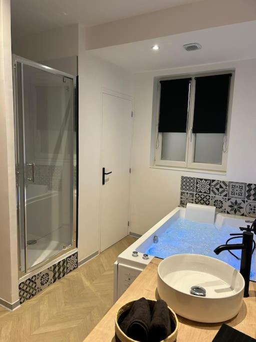 Appartement Spa 2 Pers-Couteliers-Centre Ville Moulins  Exterior photo
